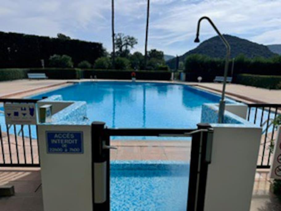 Studio 2Pers Piscine 10Min Plage Mandelieu Kültér fotó